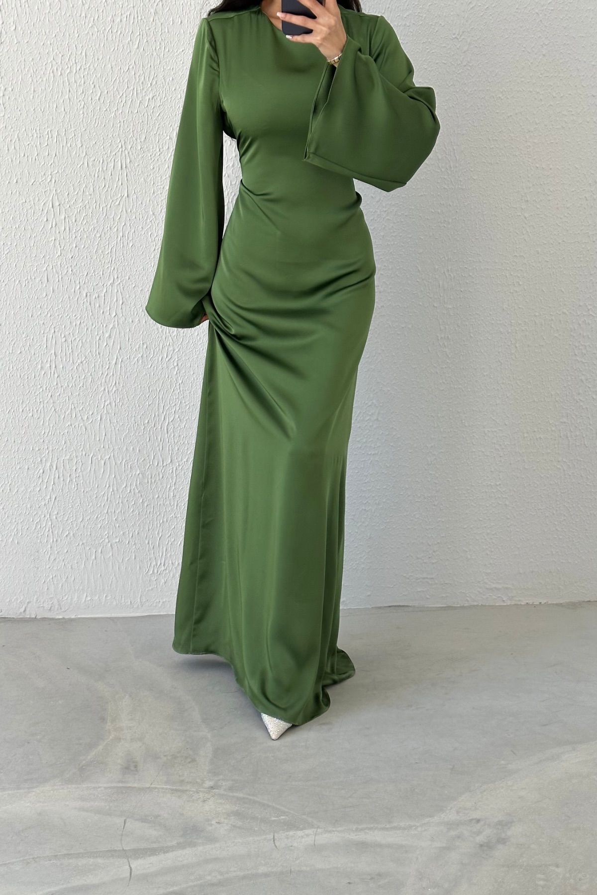 Basic-Abendkleid aus Satin