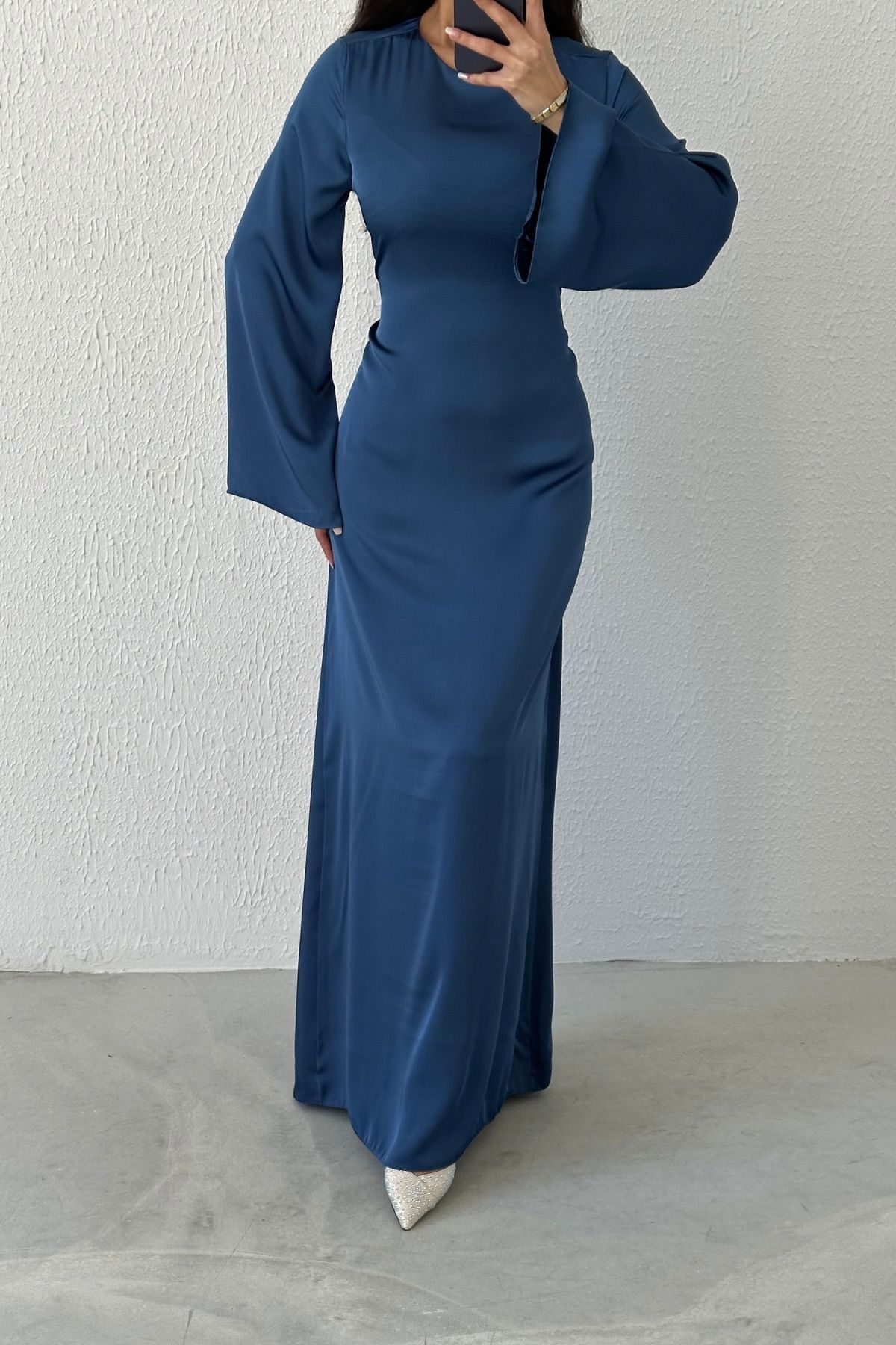 Basic-Abendkleid aus Satin