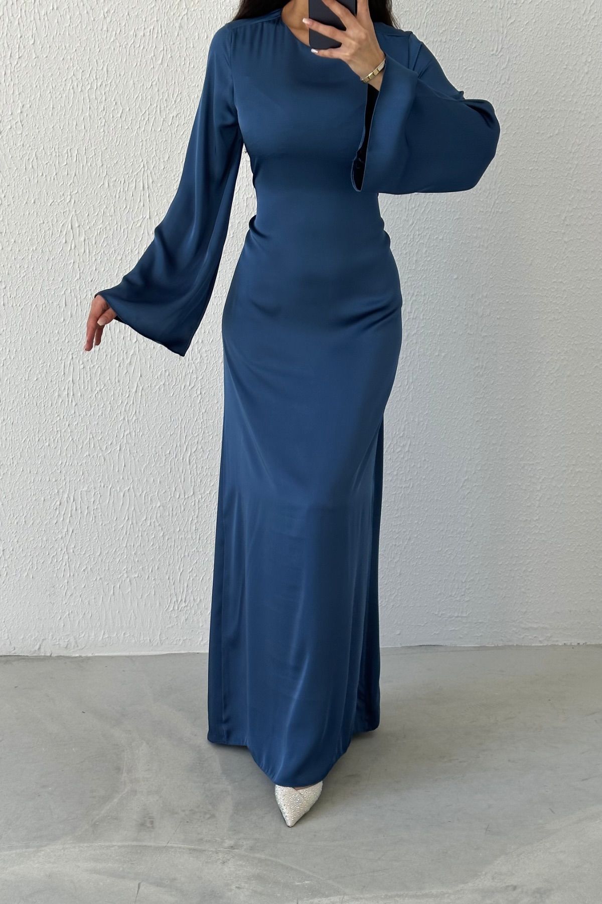Basic-Abendkleid aus Satin