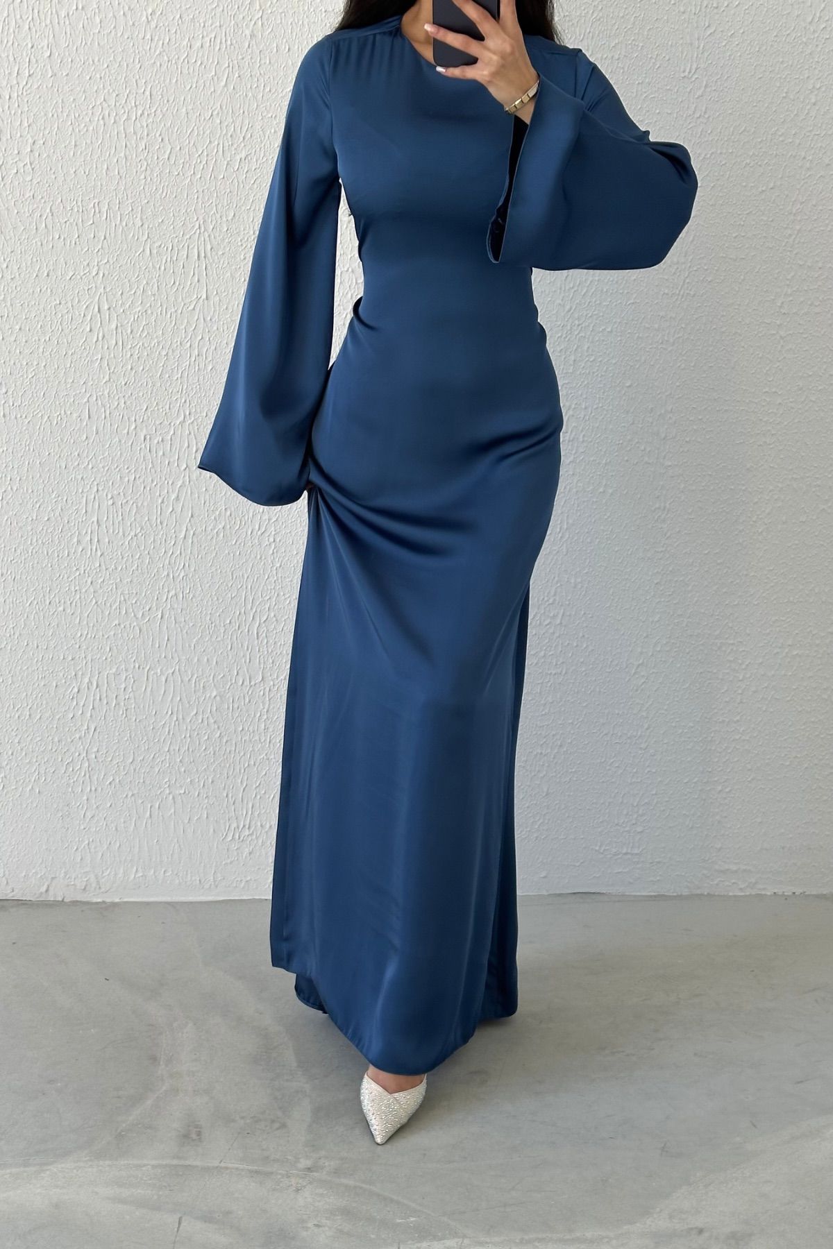 Basic-Abendkleid aus Satin
