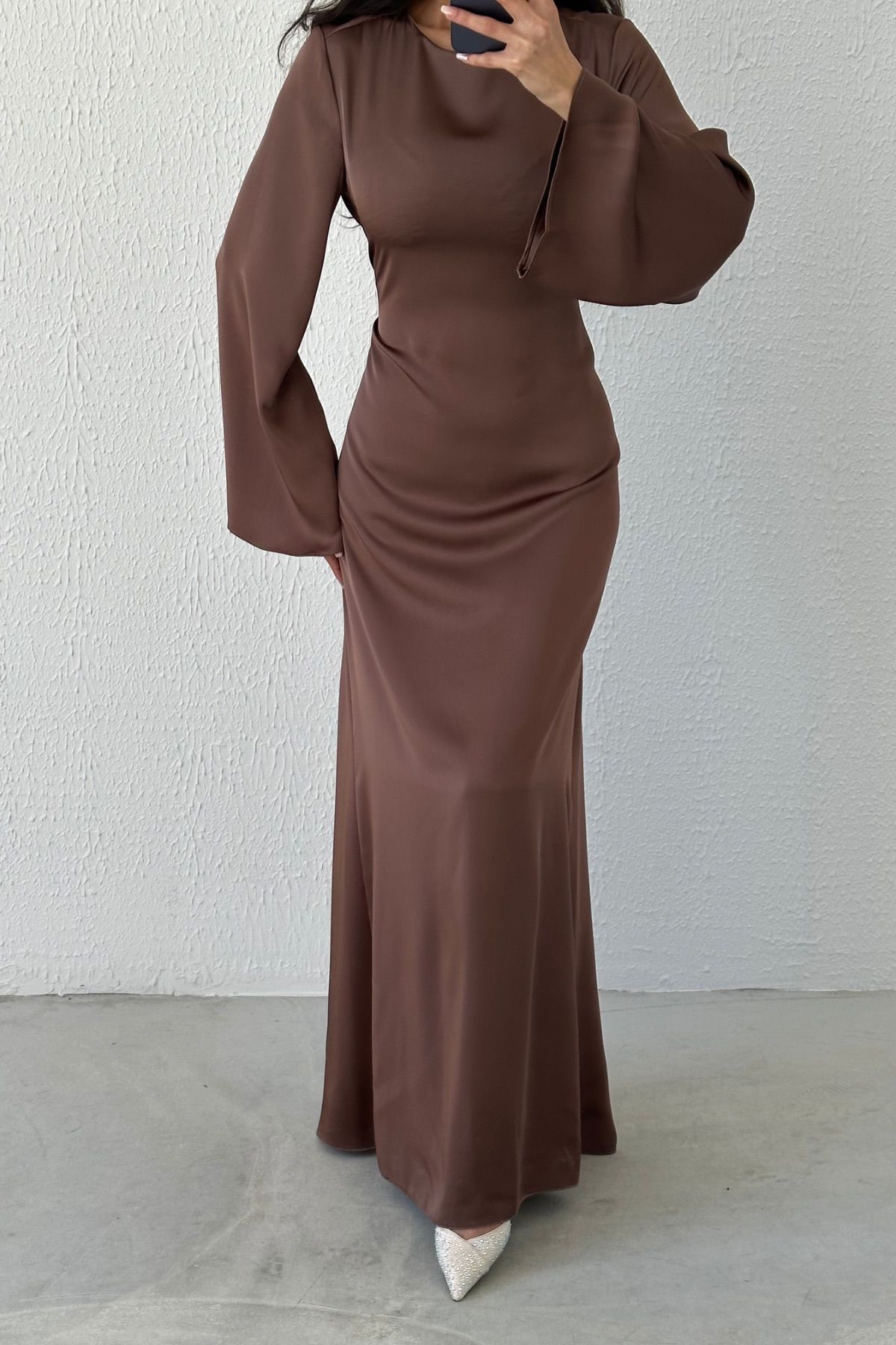 Basic-Abendkleid aus Satin