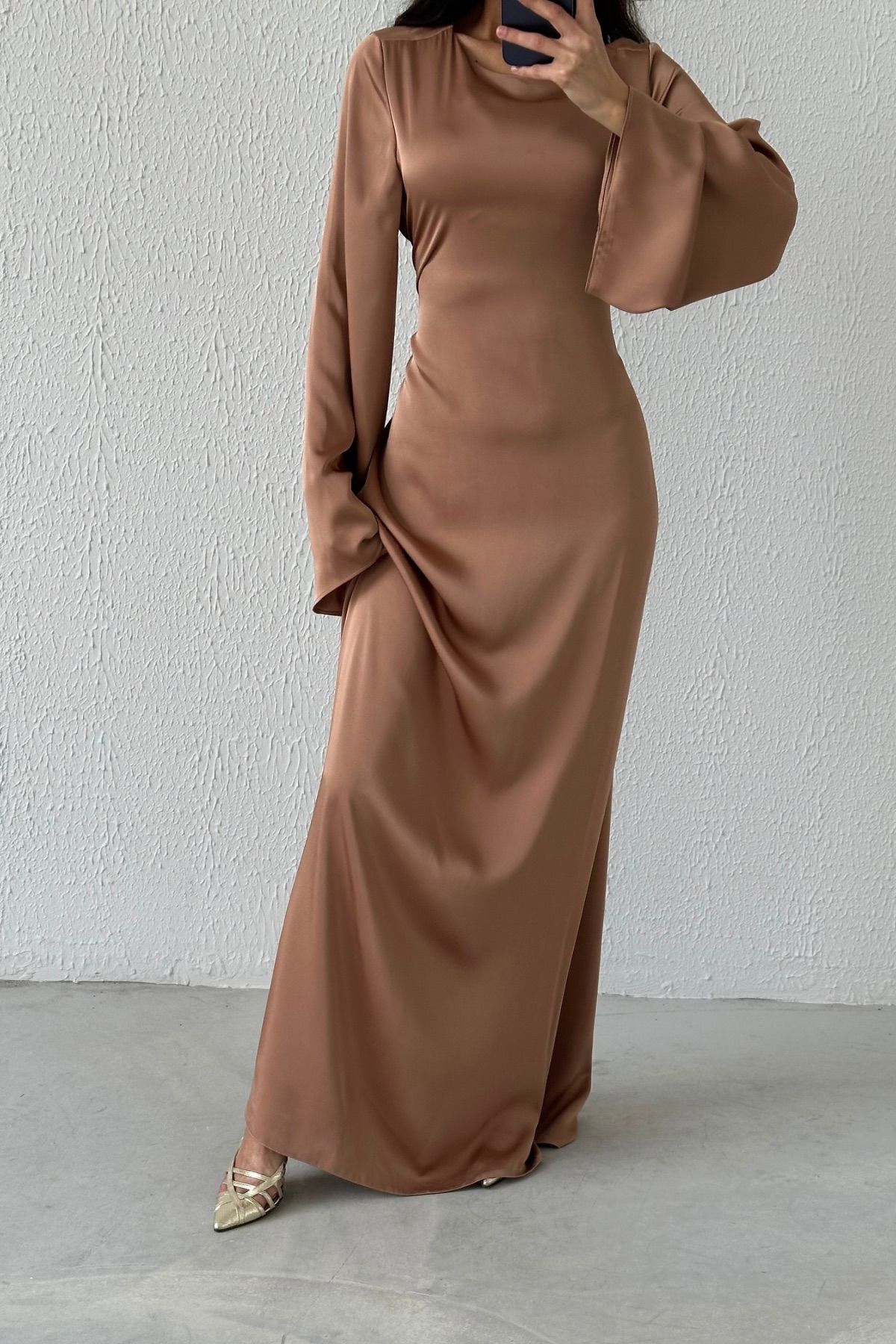 Basic-Abendkleid aus Satin