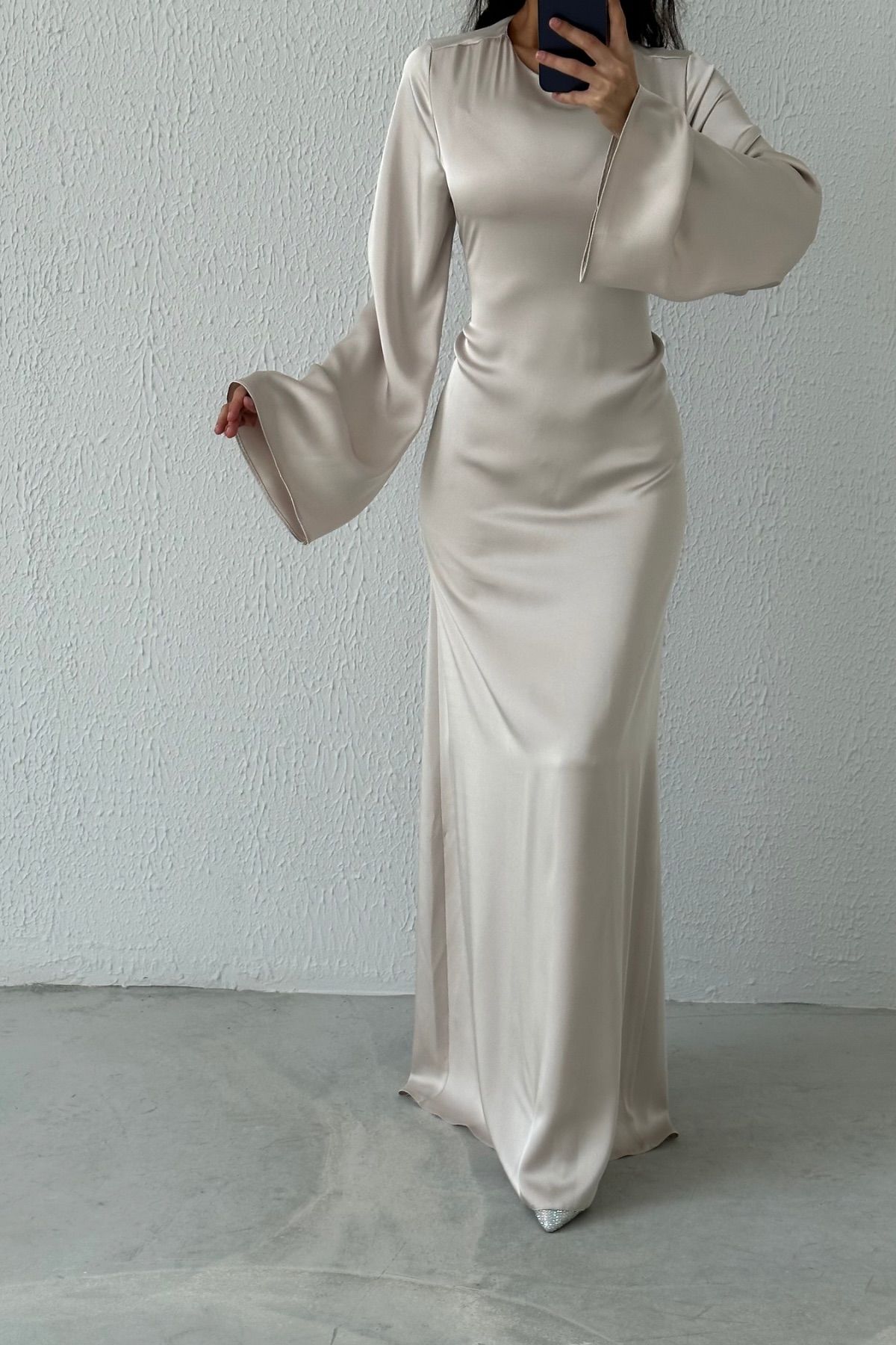 Basic-Abendkleid aus Satin