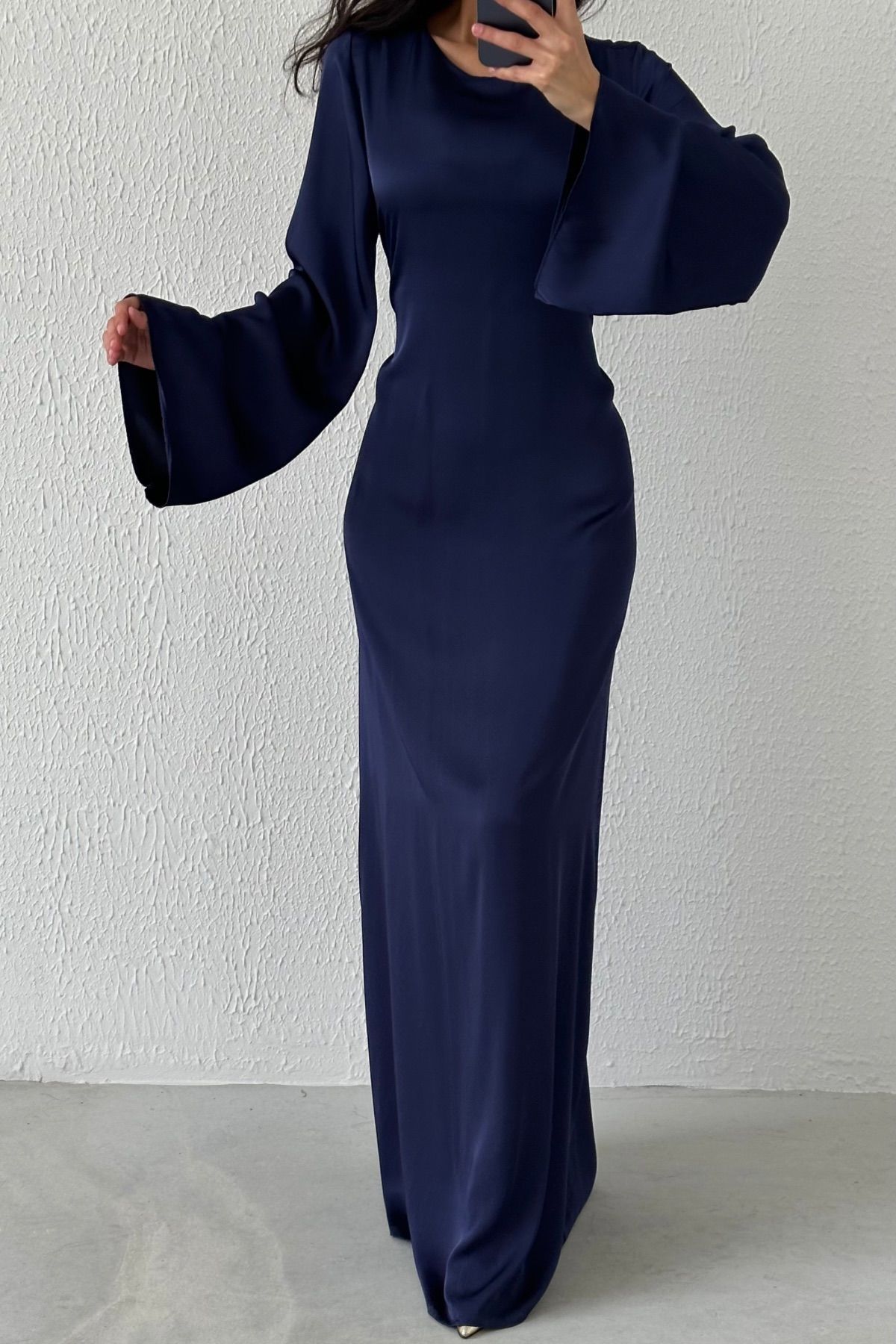 Basic-Abendkleid aus Satin