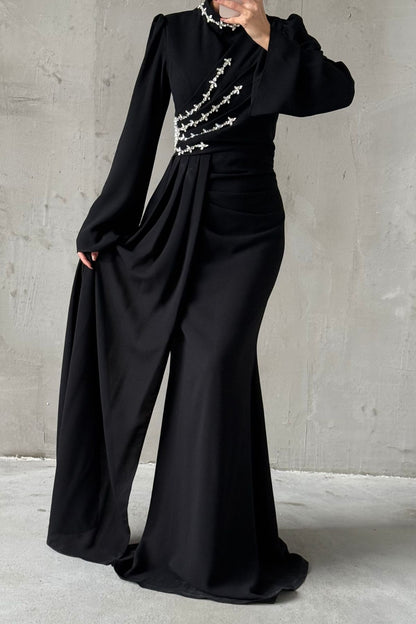 Crêpe Abendkleid mit Steindetails