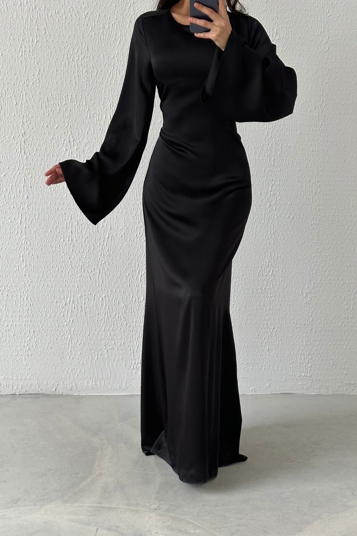 Basic-Abendkleid aus Satin
