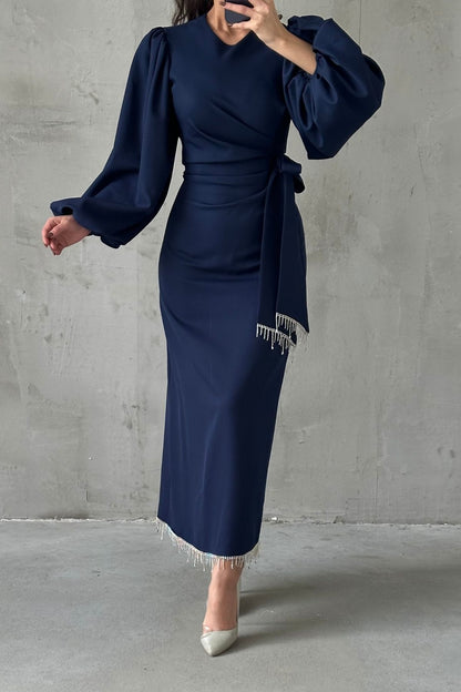 Hijab mit detaillierter Taille aus Crêpe
