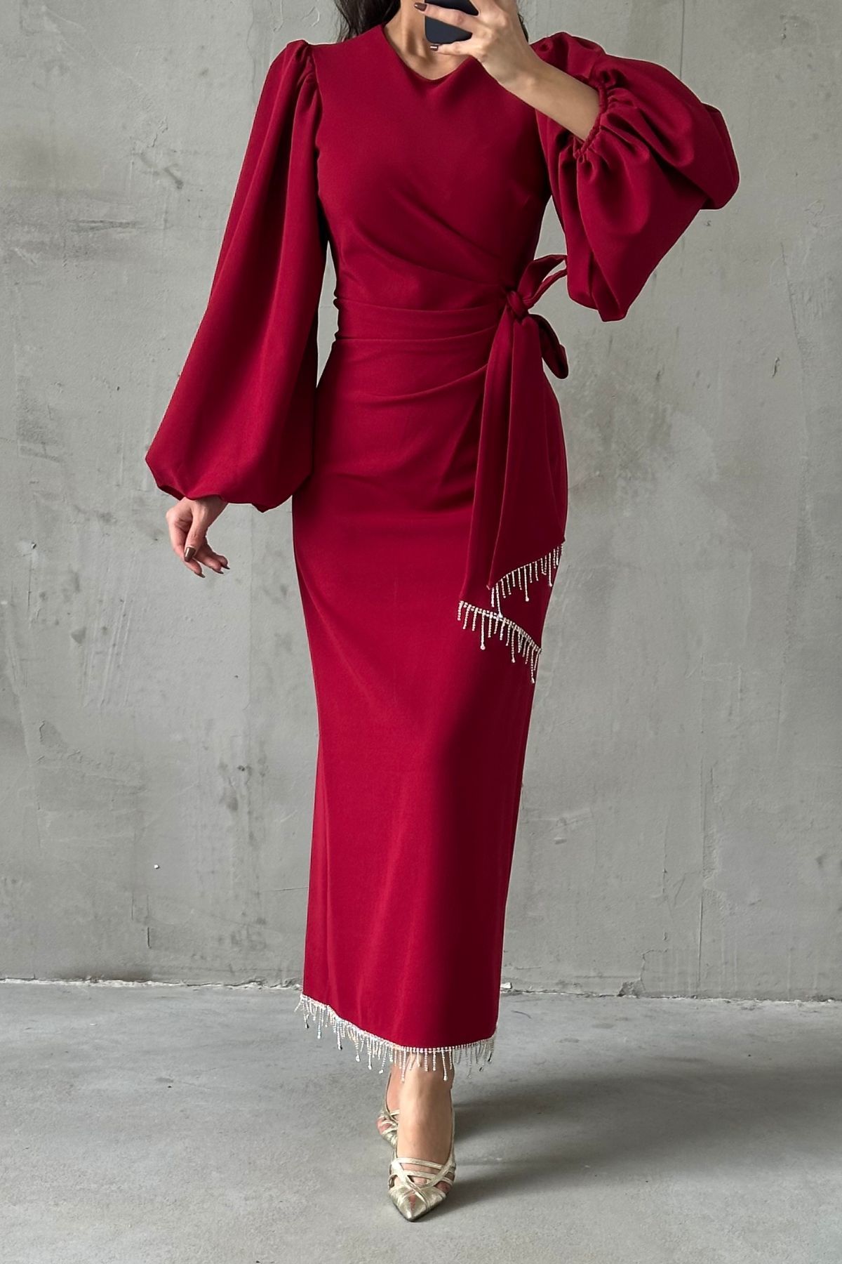 Hijab mit detaillierter Taille aus Crêpe